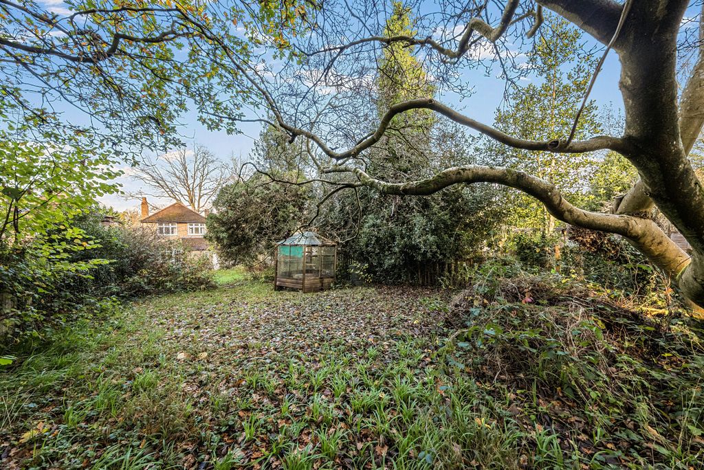 Property photo 3 of 21 1383642-2-691dc48...