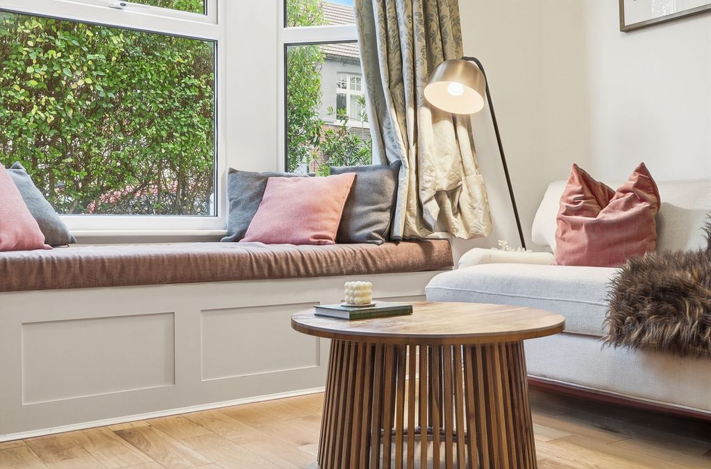 Property photo 3 of 26