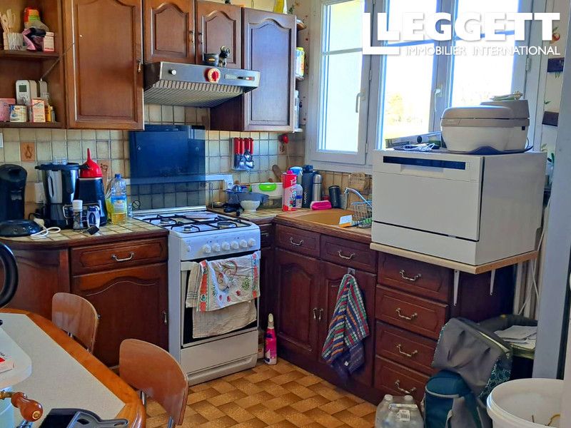 Property photo 3 of 10