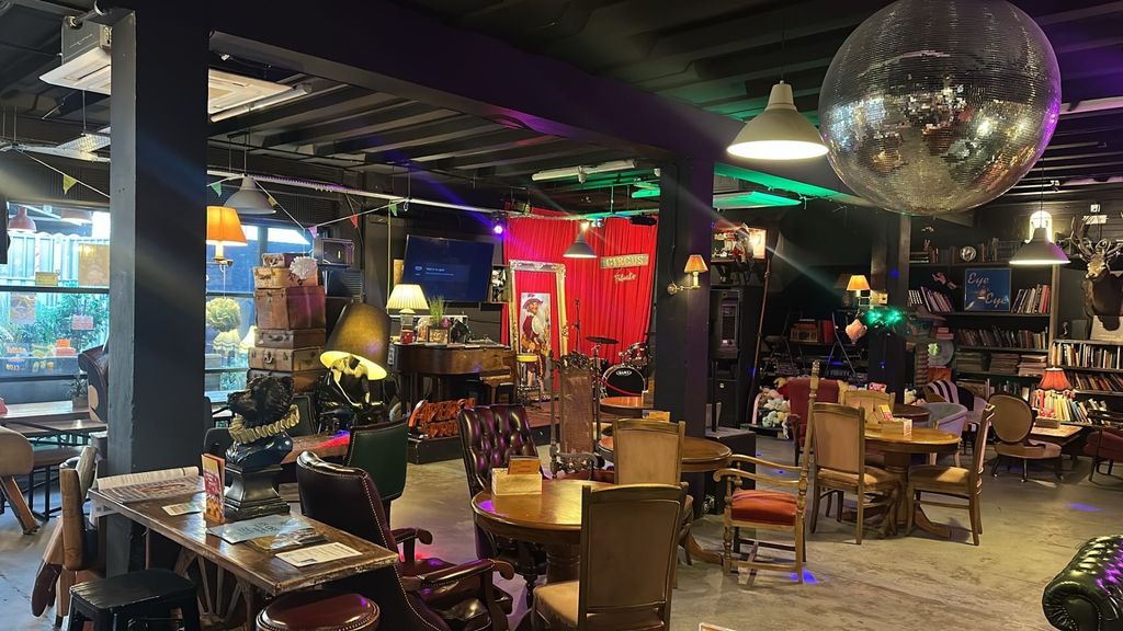 Property photo 2 of 10