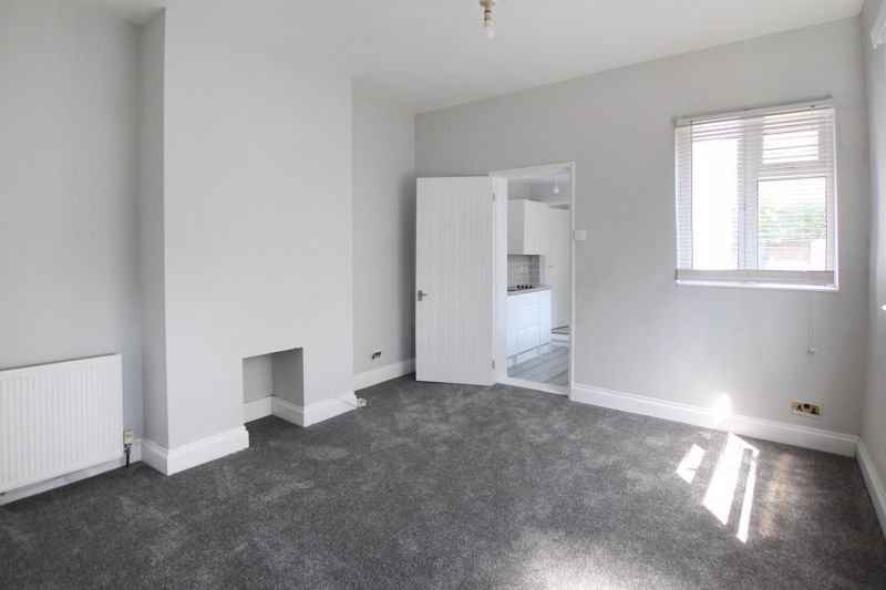 Property photo 3 of 13 Photo 9
