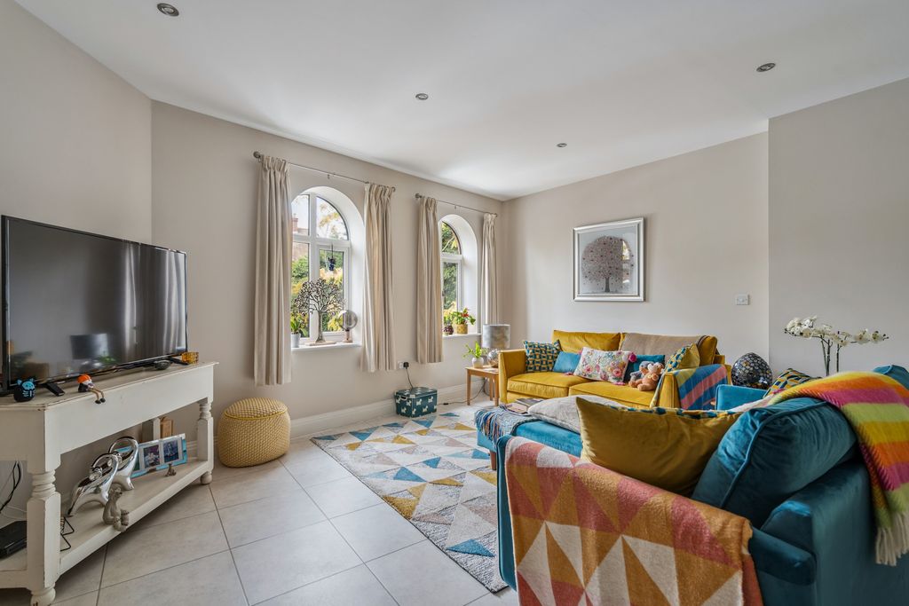 Property photo 3 of 11 Dsc01287-6Ecec621E79261Eec32122c1777Defc3