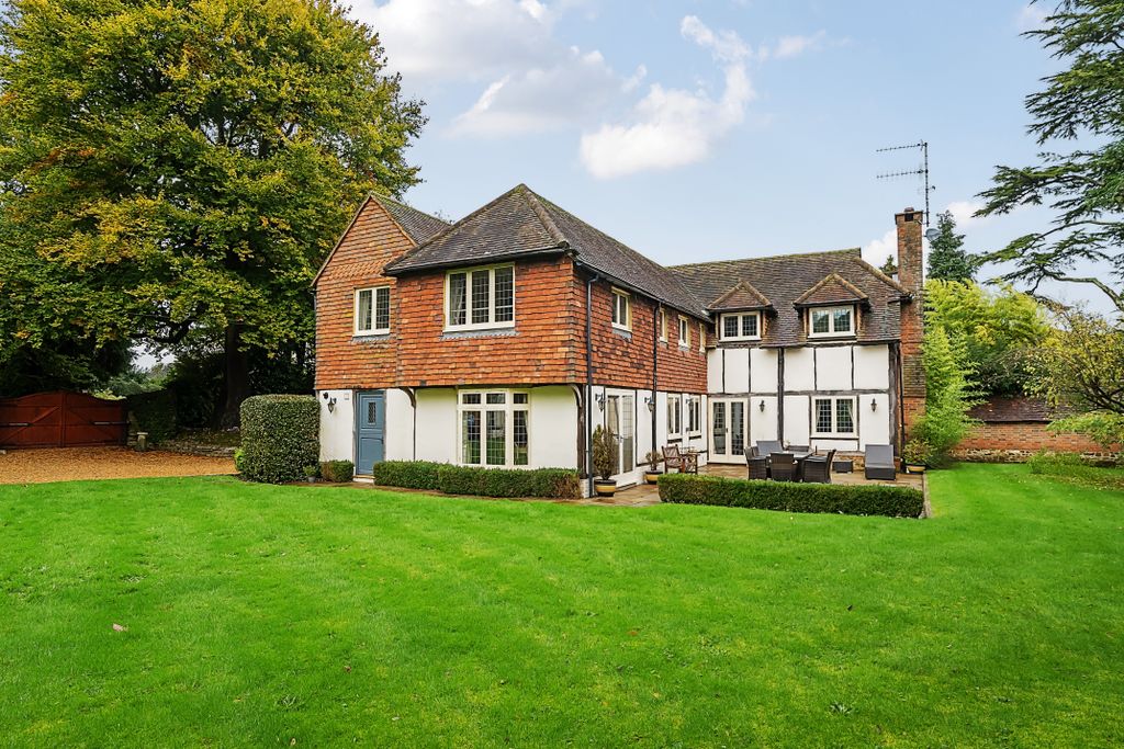 Property photo 1 of 19