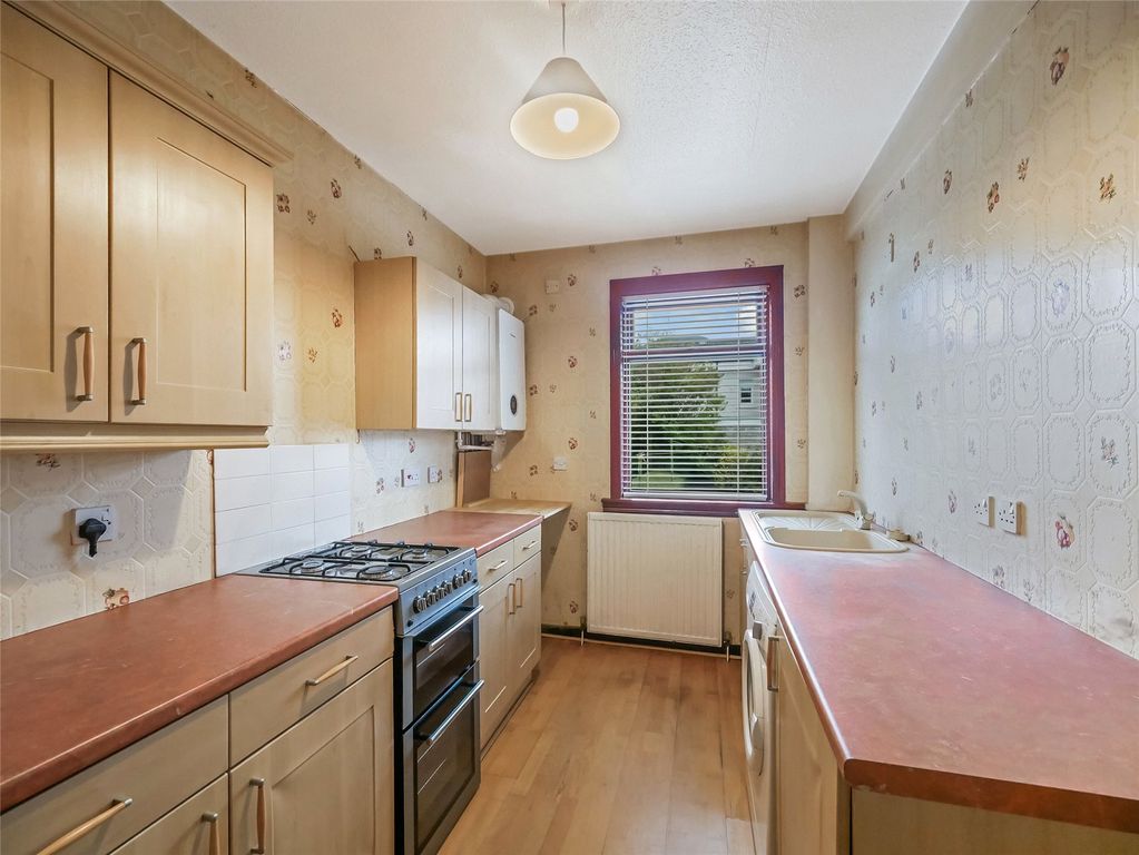 Property photo 3 of 17 Picture No. 02