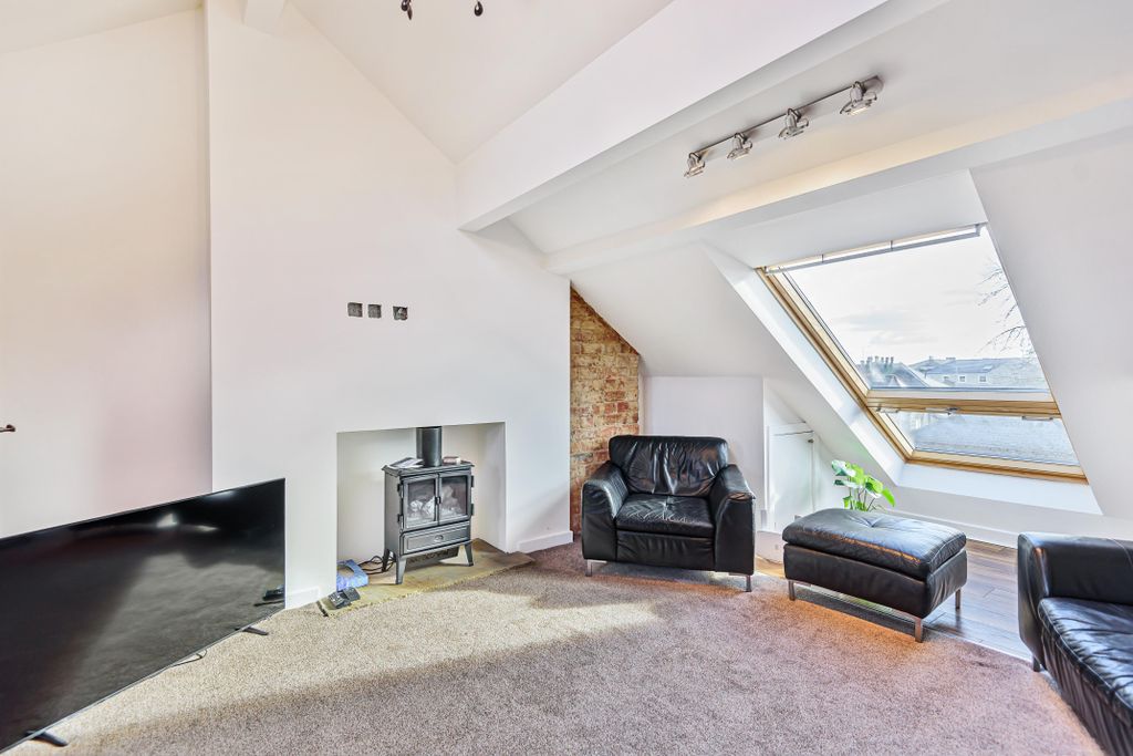 Property photo 2 of 9 Living Room