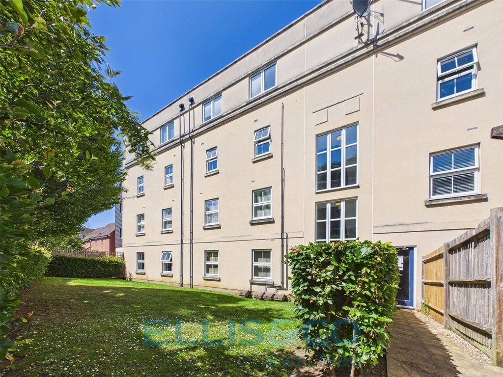 Property photo 1 of 11 Picture No. 08