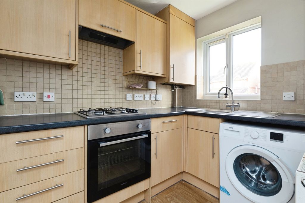 Property photo 2 of 14