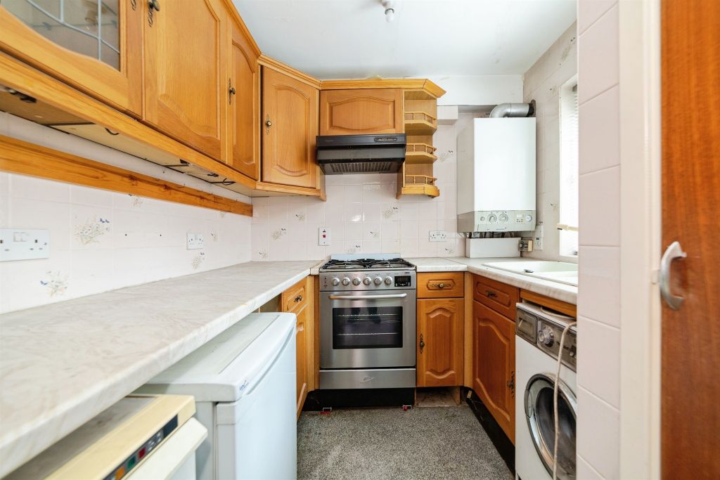 Property photo 3 of 13