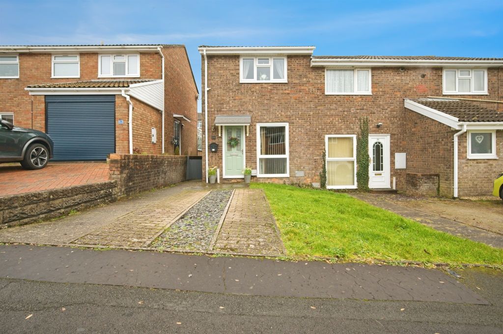 Property photo 1 of 26