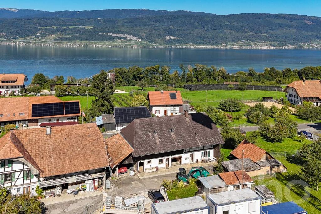 Property photo 2 of 12