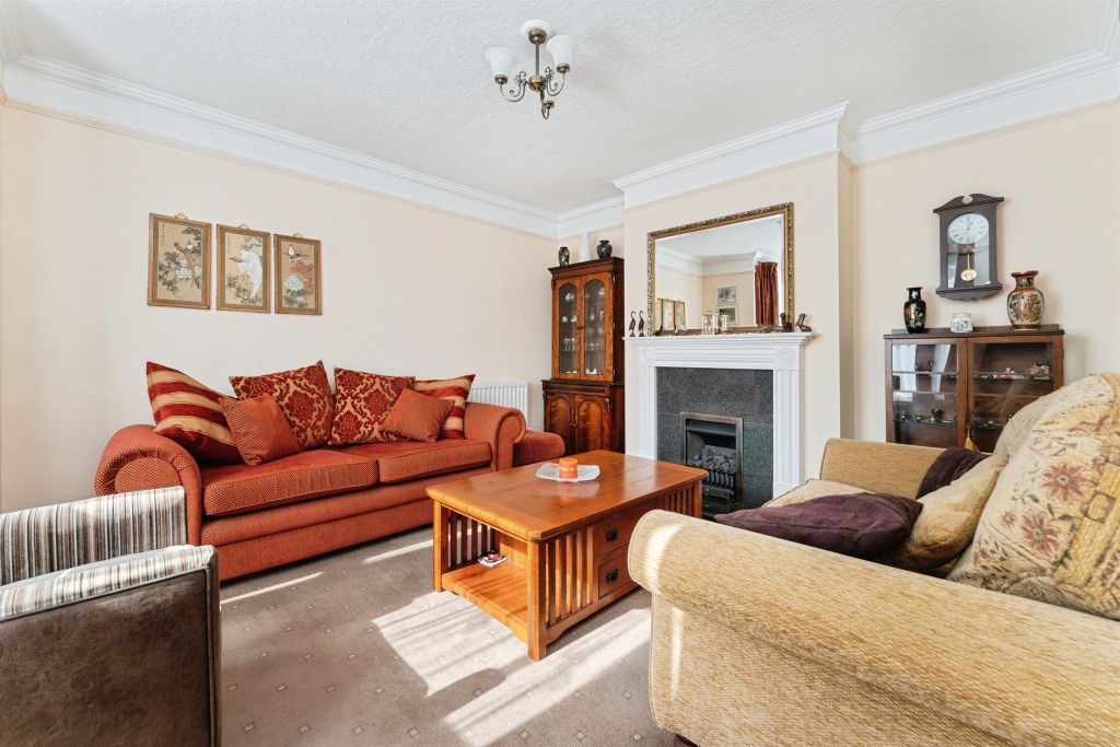 Property photo 2 of 22