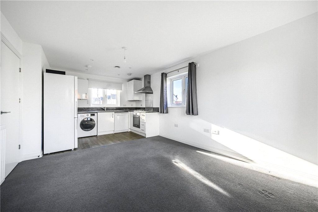 Property photo 3 of 10 Picture No. 26