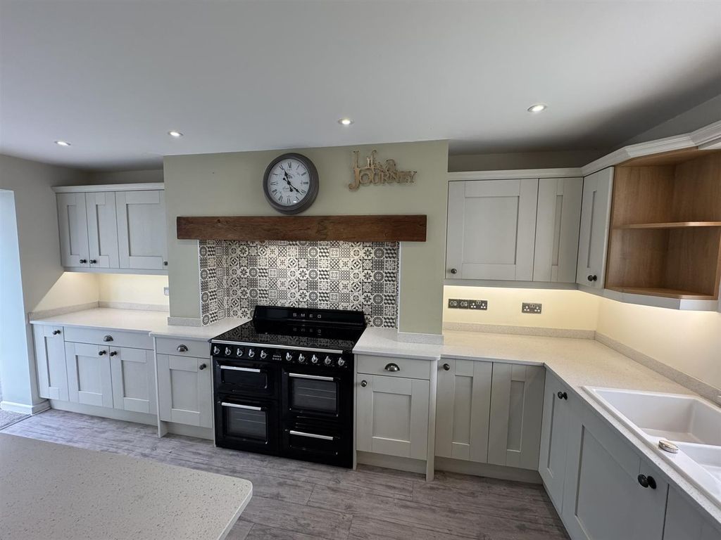 Property photo 2 of 30 Img_8001.Jpeg