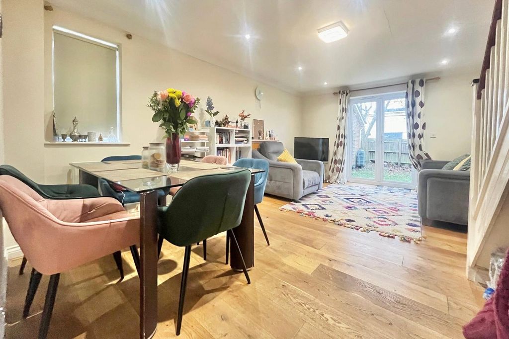 Property photo 3 of 12 Picture No. 06