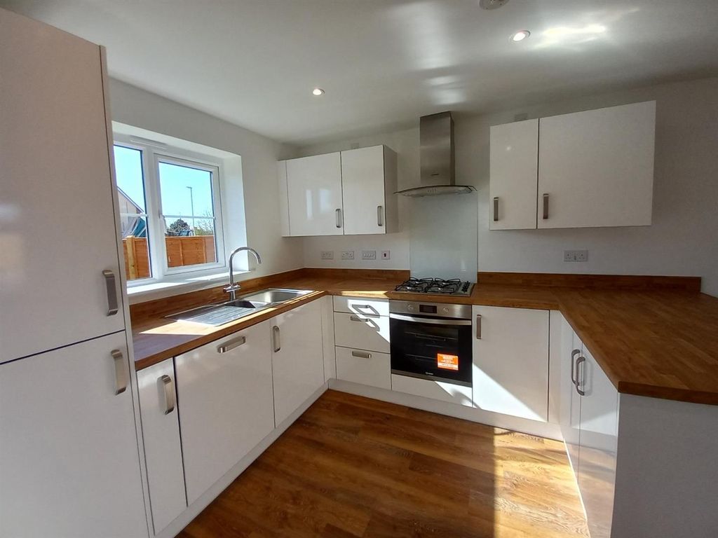 Property photo 3 of 20 3.Jpg