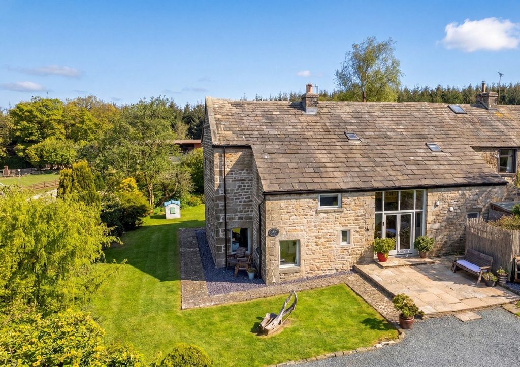 Property photo 1 of 33 Picture No. 95