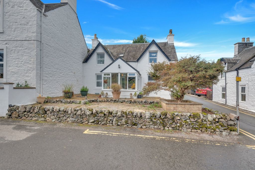 Property photo 1 of 29