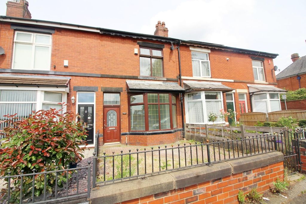 Property photo 1 of 12
