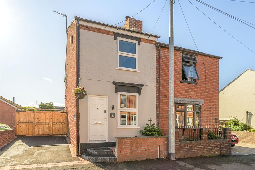 Property photo 1 of 22