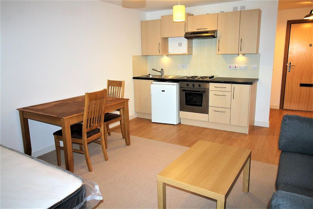 Property photo 2 of 3