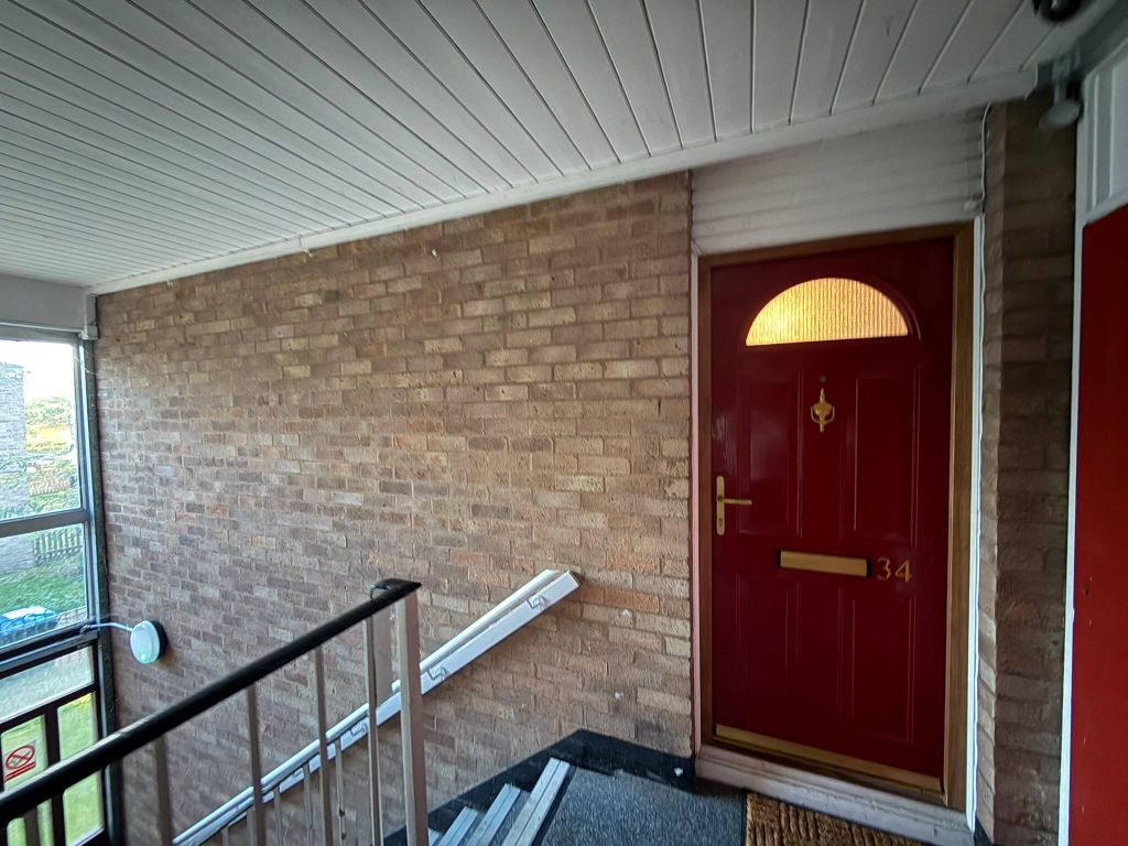 Property photo 3 of 12