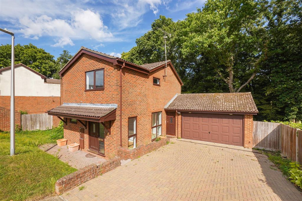 Property photo 1 of 30