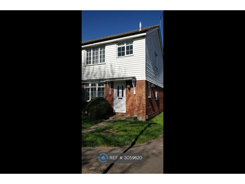 Property photo 2 of 13