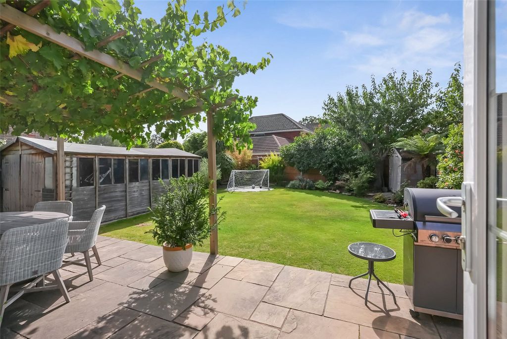 Property photo 2 of 15 Picture No. 38