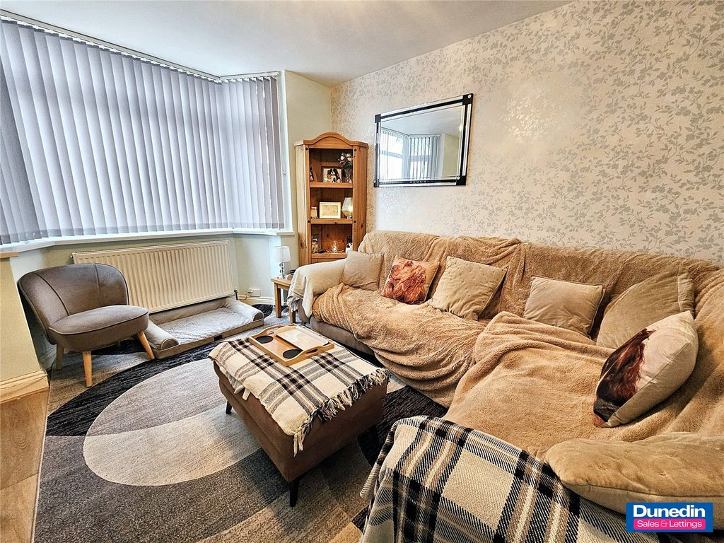 Property photo 3 of 21 Picture No. 19