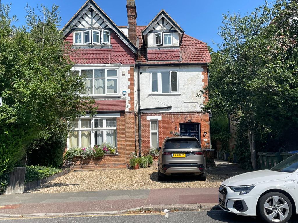 Property photo 1 of 7