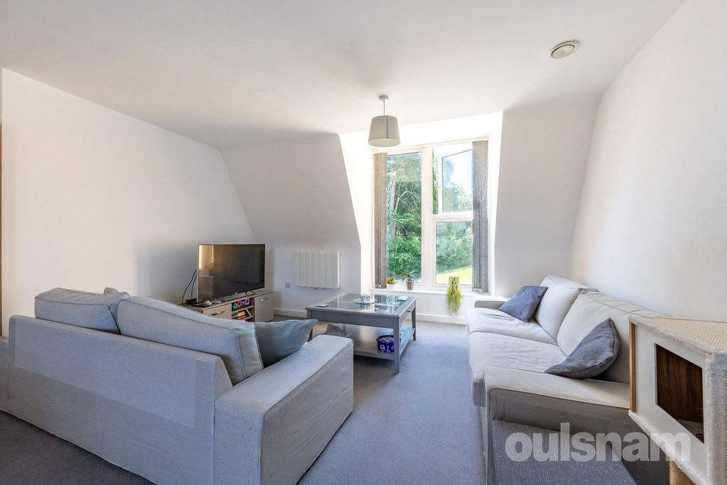 Property photo 2 of 9 Picture No. 12