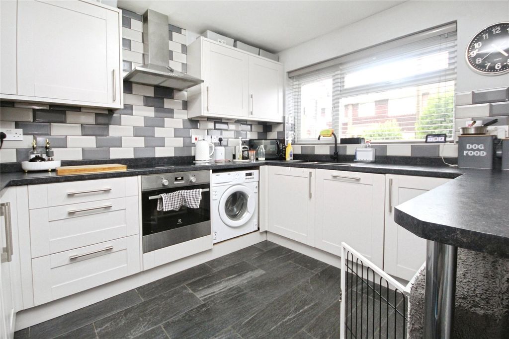 Property photo 3 of 9 Picture No. 07