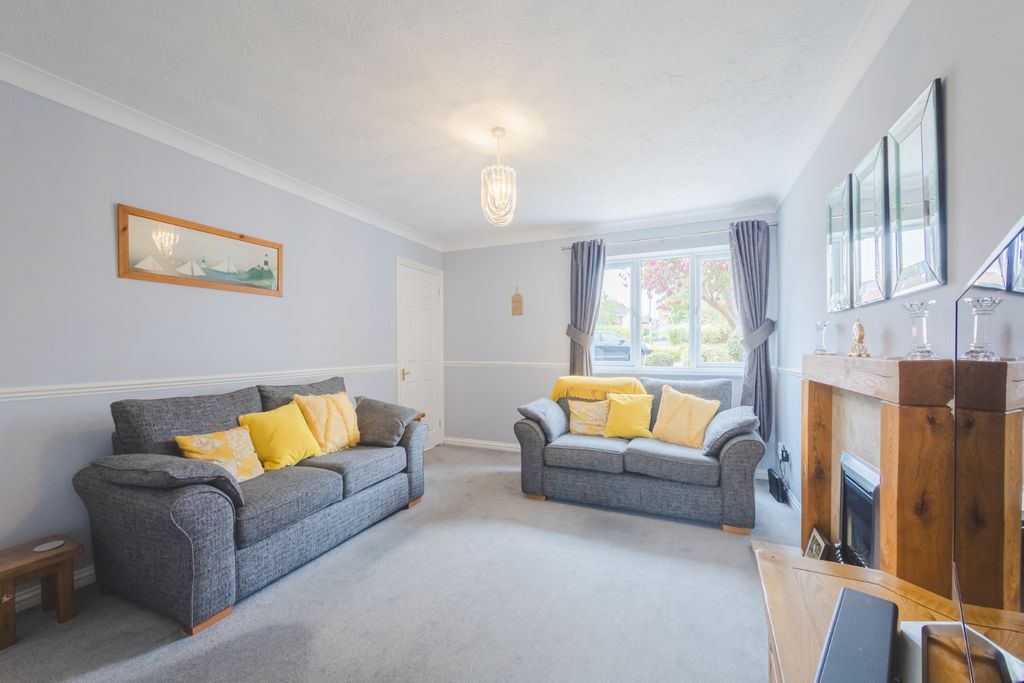 Property photo 3 of 24 4452426