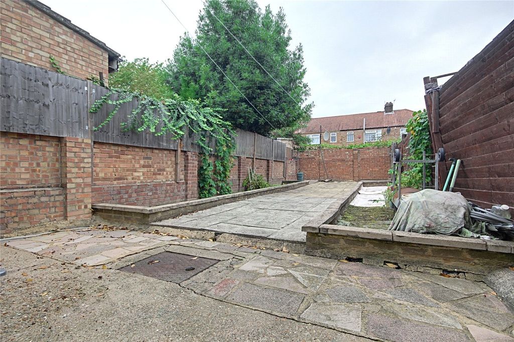 Property photo 3 of 10 Picture No. 06