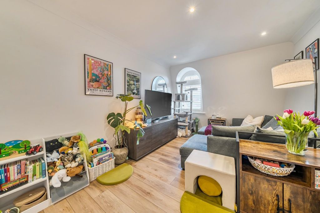 Property photo 2 of 20 1433346-5-69c3E8082d00d.Jpg