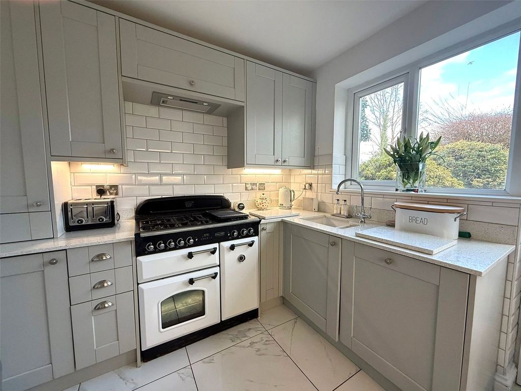 Property photo 2 of 18 Picture No. 04