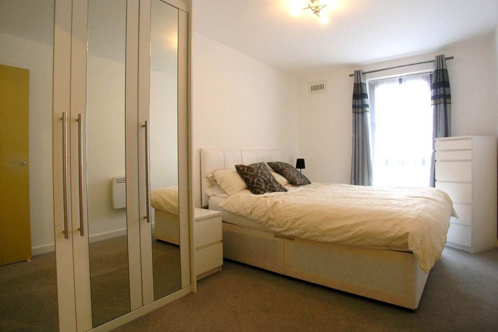 Property photo 3 of 9