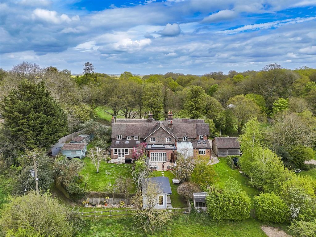 Property photo 2 of 14 Dji_20260417134014_0055_D.Jpg