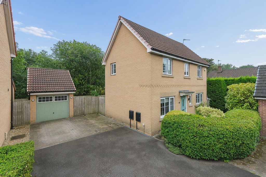 Property photo 1 of 29