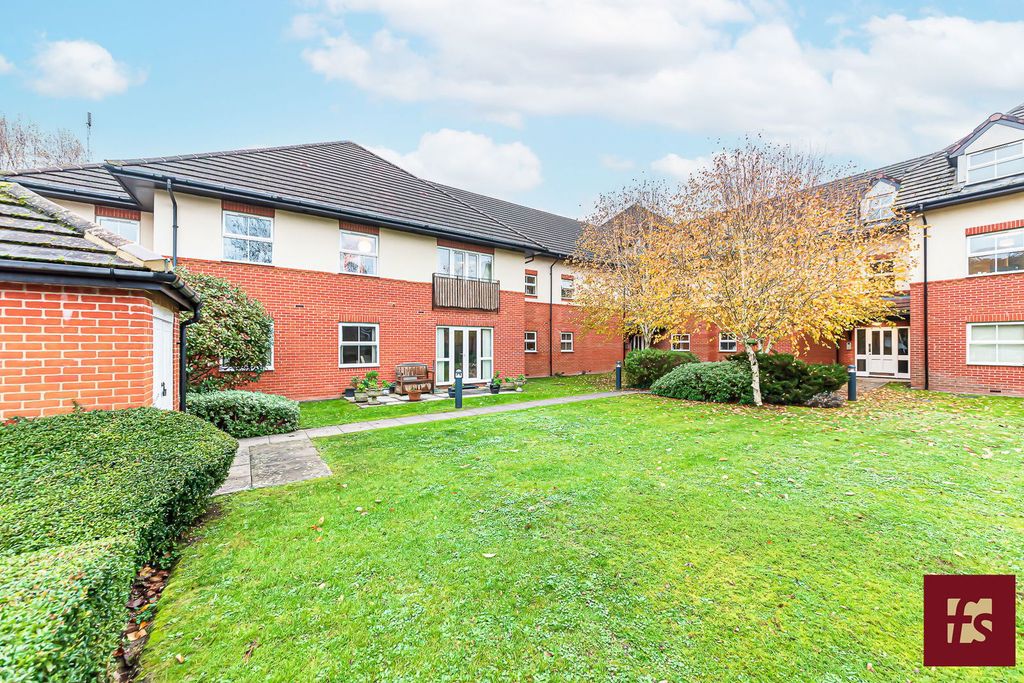 Property photo 1 of 13