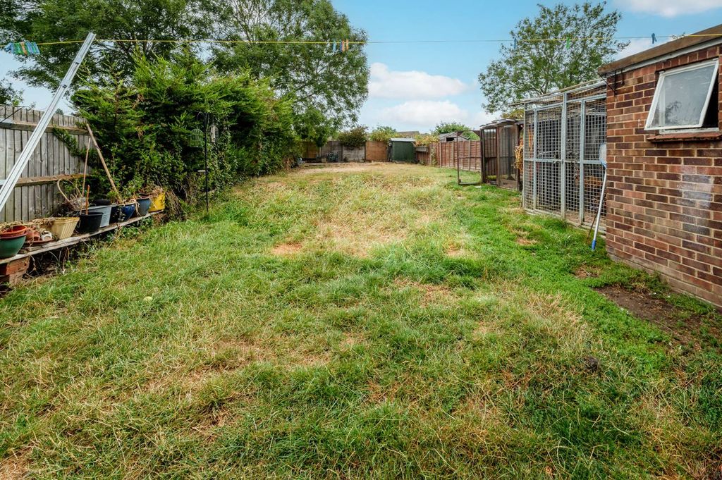 Property photo 2 of 6