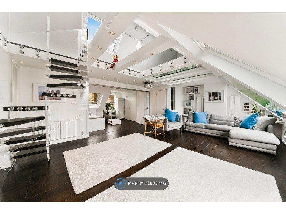 Property photo 1 of 17 Large Open Plan Living Room