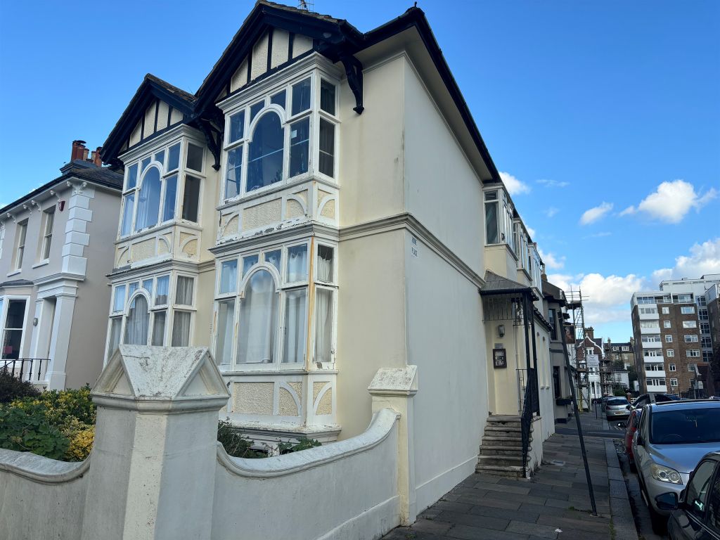 Property photo 2 of 5