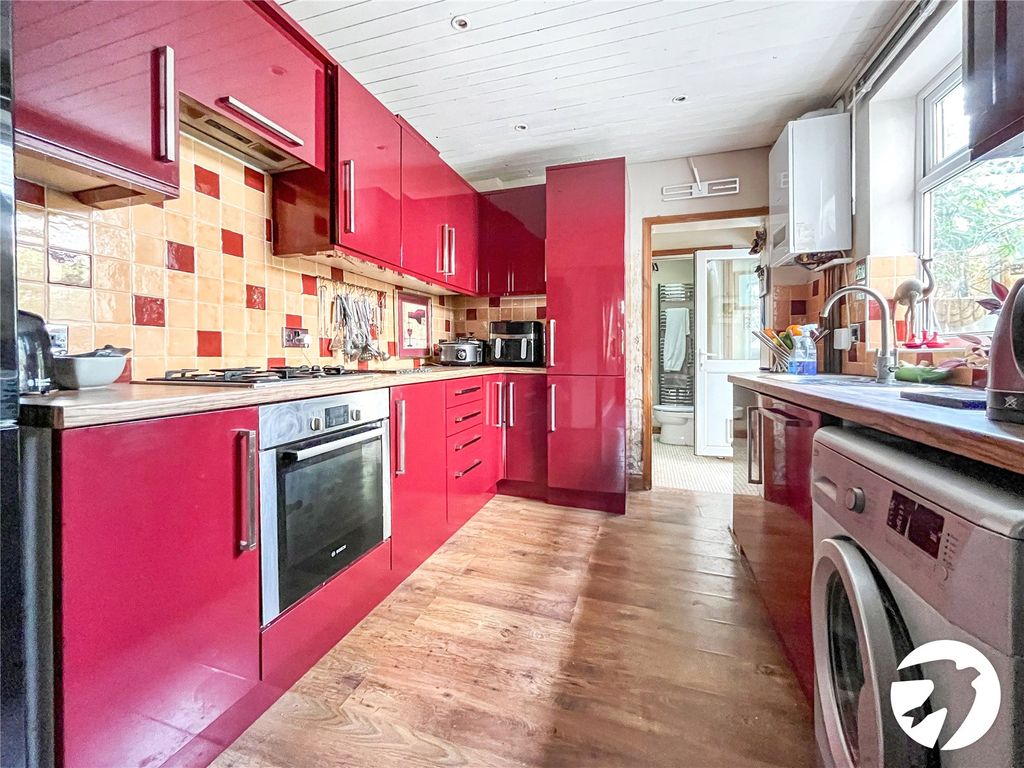 Property photo 2 of 11 Picture No. 06