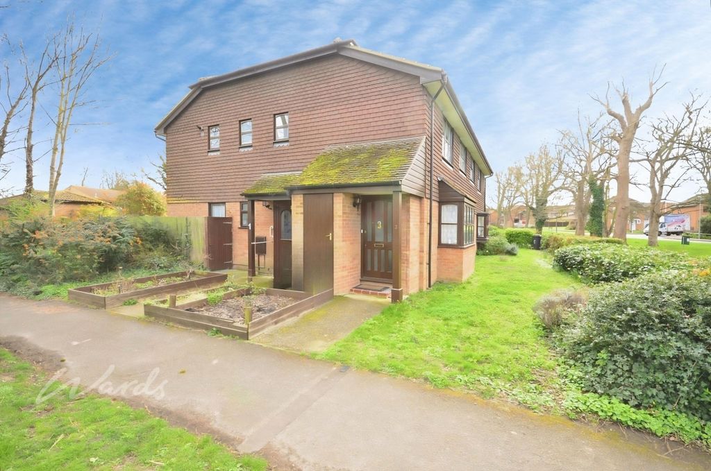 Property photo 1 of 7 Charlesworth Main...