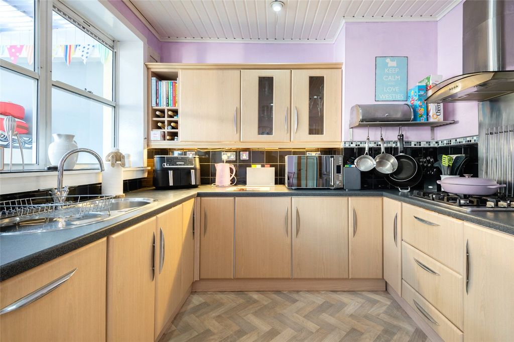 Property photo 3 of 36 Picture 3