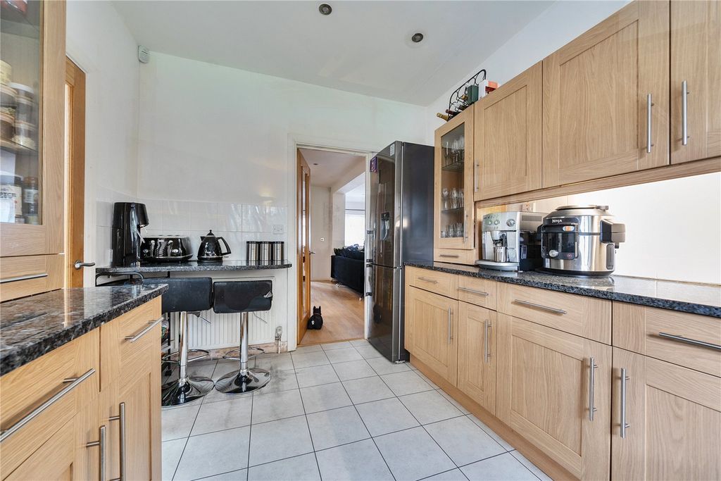 Property photo 3 of 20 Picture No. 25