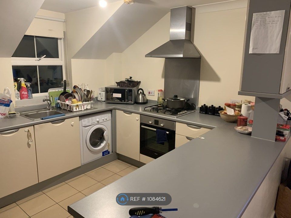 Property photo 3 of 7 Kitchen