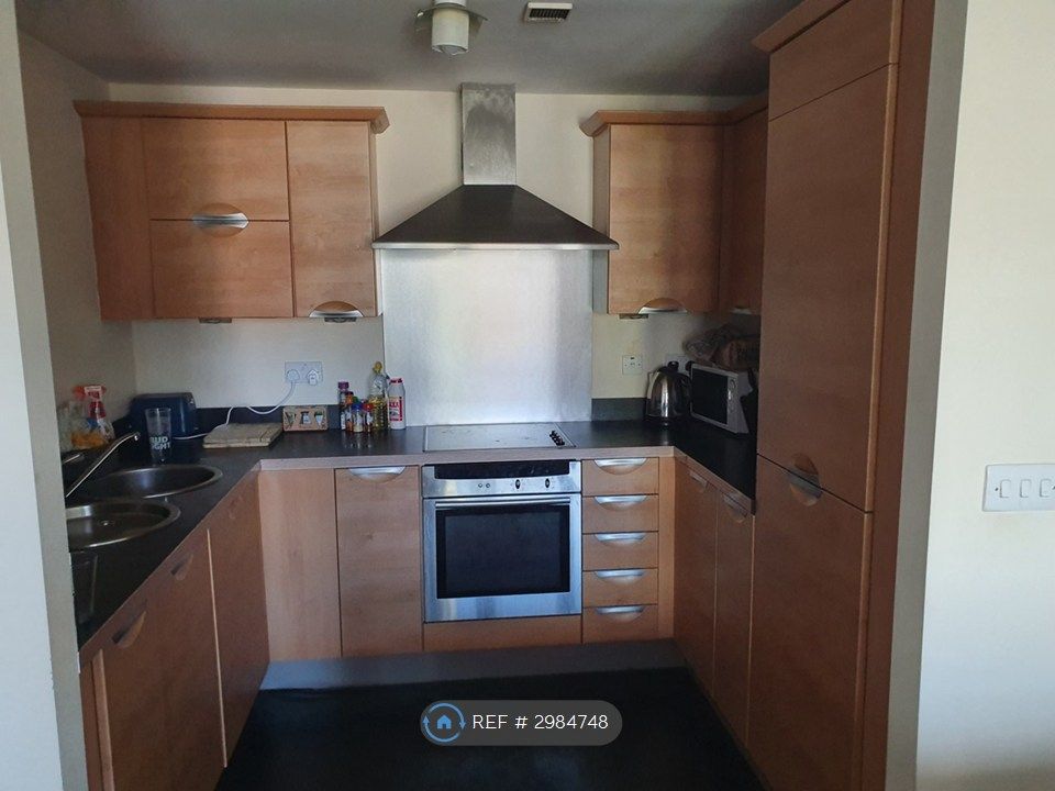 Property photo 2 of 7 Kitcen