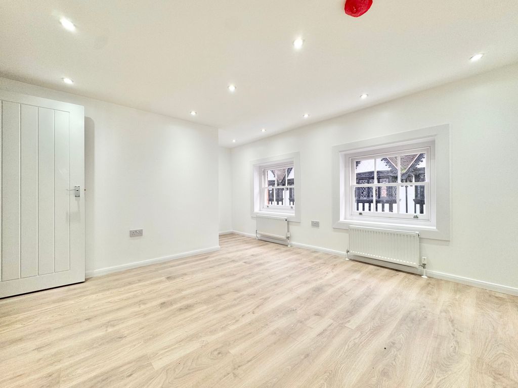 Property photo 2 of 6 Living Room